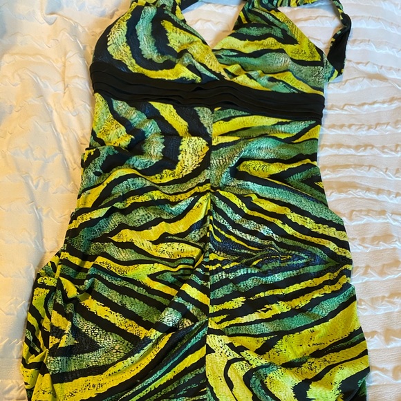 Mine cute dress - Picture 3 of 4